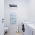 Apartment Nesto- Brand New With Free Parking! *