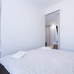 Apartment Nesto- Brand New With Free Parking! Bratislava