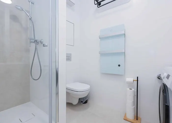 Nesto- Brand New With Free Parking! Bratislava