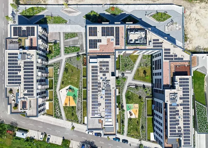 Nesto- Brand New With Free Parking! Lägenhet