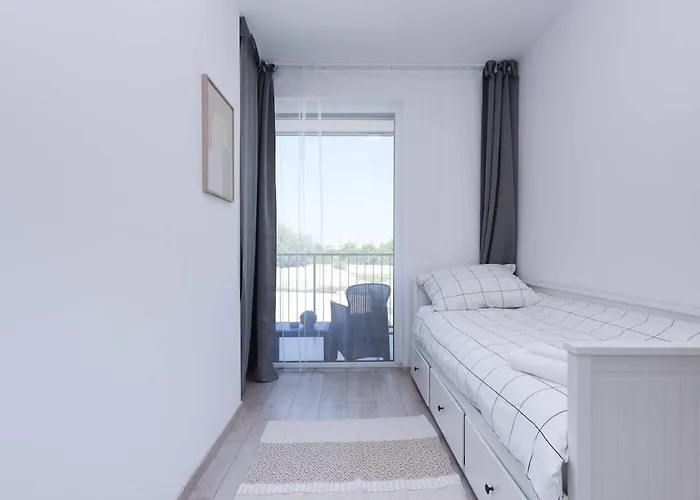 Nesto- Brand New With Free Parking! *