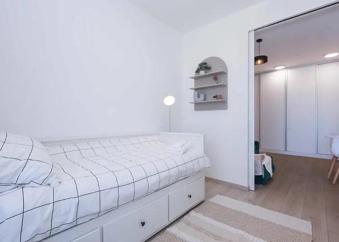 Nesto- Brand New With Free Parking!